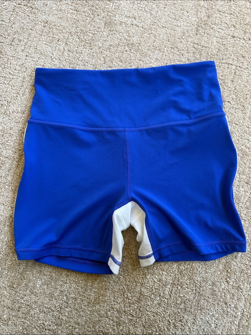 Athleta Elation tipped shortie royal blue/white size M